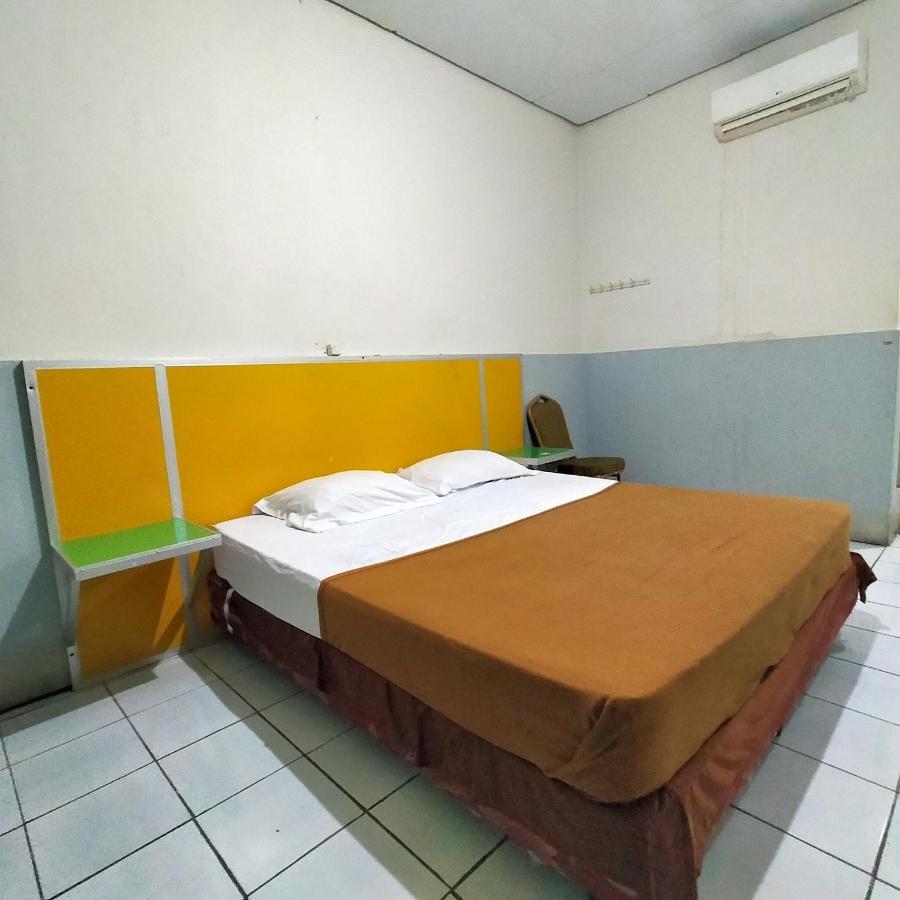 Hotel Nirwana Ternate Redpartner Buitenkant foto