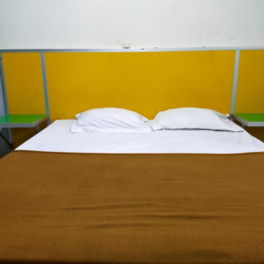 Hotel Nirwana Ternate Redpartner Buitenkant foto