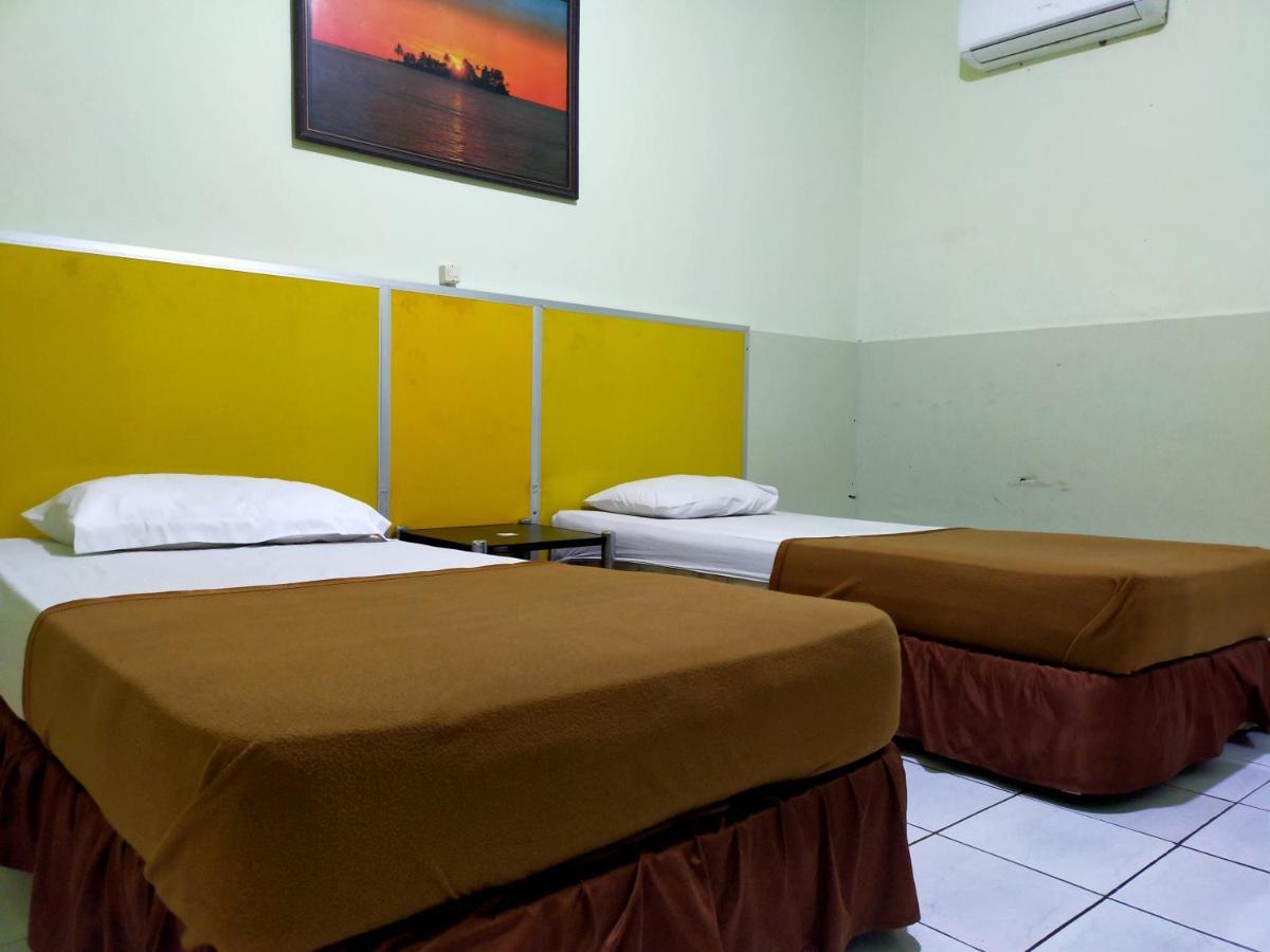 Hotel Nirwana Ternate Redpartner Buitenkant foto