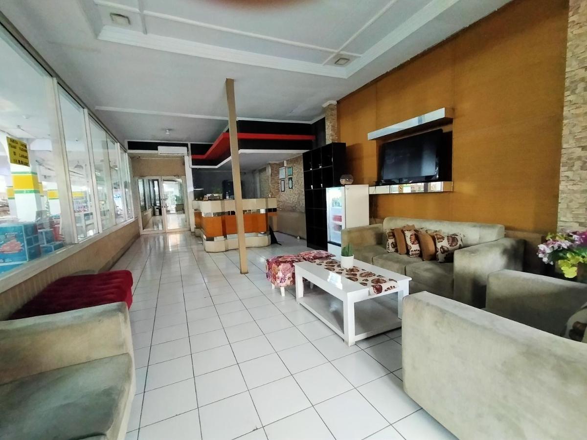 Hotel Nirwana Ternate Redpartner Buitenkant foto